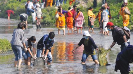 उपत्यकाका नदीबाट १५ मेट्रिक टन फोहर व्यवस्थापन