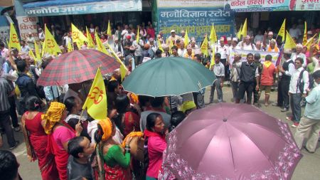 हिन्दू राष्ट्र स्थापनाका लागि अहिंसात्मक धर्मयुद्ध गर्ने