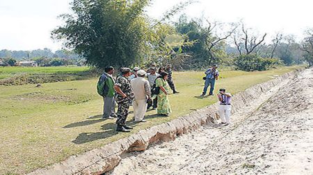 दसगजामै भारतले पक्की सडक र नाला बनायो