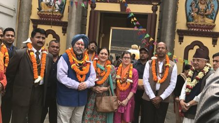 कार्यभार सम्हाल्न आइपुगेका भारतीय राजदूत पुगे पशुपतिकाे दर्शन गर्न