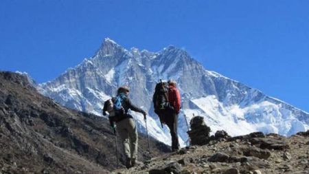 हराइरहेका दुई ताइवानी पर्यटक भेटिए, एक मृत, एककाे उद्धार प्रयास जारी