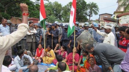 प्रहरी र राजपा कार्यकर्ताबीच सप्तरीमा झडप