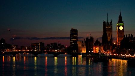 बेलायतमा आम निर्वाचनको मतदान सुरु