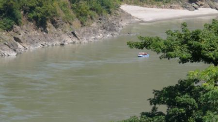 त्रिशूलीमा खसेका व्यक्तिको उद्धार