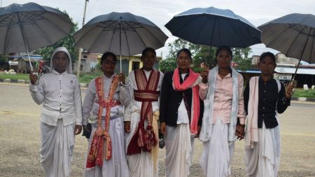 भगवान इन्द्रसँग पानी माग्दै बाँकेका महिला