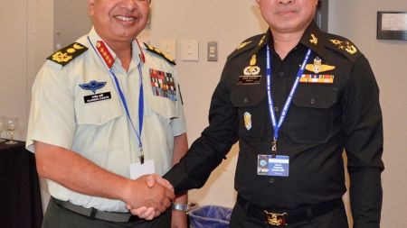 प्रधानसेनापति क्यानडामा, ४ दिन युएईमा रहने