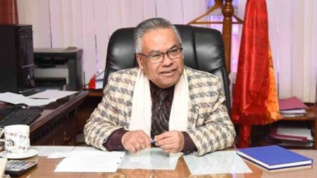 कर्मचारीलाई विदेश घुम्न पठाएर  सुगतरत्न कंशकारले आधा करोड सकेको खुलासा