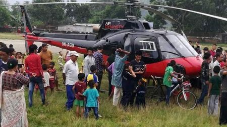 काठमाडौंबाट पोखराका लागि उडेको हेलिकोप्टर  तनहुँमा आकस्मिक अवतरण