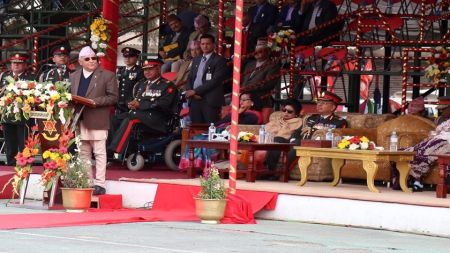 प्रधानमन्त्री ओली आफ्नै गीतमा यसरी रमाए