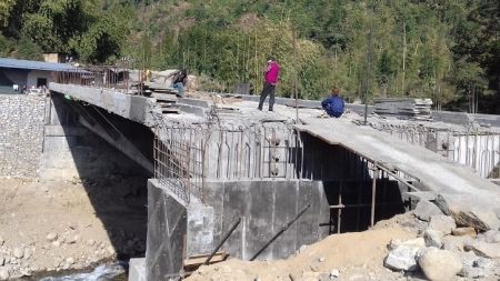 १५ महिना बित्दा पनि सुरू भएन पुलकाे काम