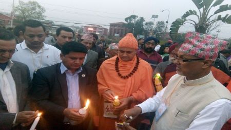 विमान दुर्घटनामा मृत्यु भएकाको सम्झनामा दीप प्रज्वलन