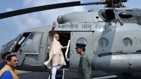 मोदीको स्वागतमा ५० हजार मान्छे उतार्न सर्कुलर