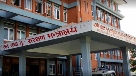 वन मन्त्रालयमा १८५ कम्प्युटरः मन्त्रीले एउटा पनि पाएनन्