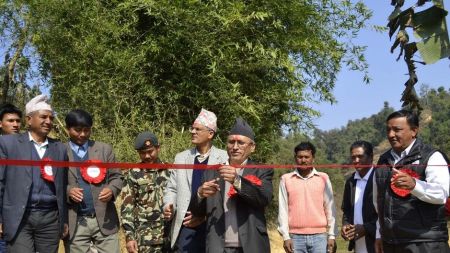 पूर्वमन्त्री गौतम माछा पालनमा