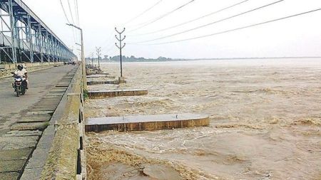 तीन नदीमा तटबन्ध बनाइदिन भारत सहमत   