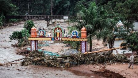 दक्षिण अफ्रिकामा बाढी: ५१ जनाको मृत्यु, राष्ट्रपति रामाफोसाद्वारा अवलोकन