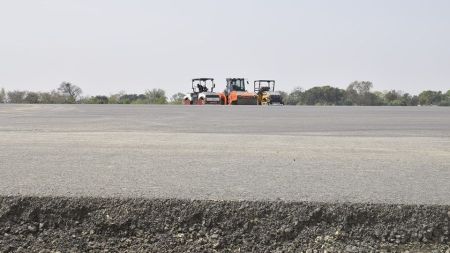 तयार भयो गौतम बुद्ध अन्तर्राष्ट्रिय विमानस्थलको 'रनवे'