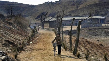 उत्तरकोरियामा ४० वर्षयतिकै ठूलो खडेरी, कसले देला अन्न ?  