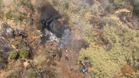 प्रतिवेदन भन्छः मन्त्री अधिकारी सवार होलिकोप्टर दुर्घटनाको कारण हिमआँधी