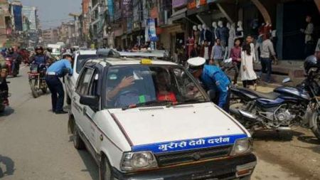 दशकौंदेखि ट्याक्सी सिन्डिकेट, सस्तोमा चलाउँछु भन्नेले समेत पाउँदैनन