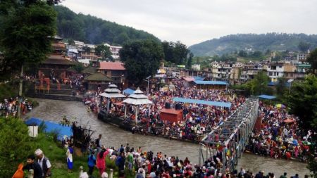 गोकर्णेश्वरमा आज बिहानैदेखि भक्तजनको घुइँचो