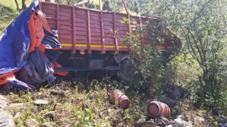 बैतडीमा छुट्टाछुट्टै दुर्घटनामा २ जनाको मृत्यु