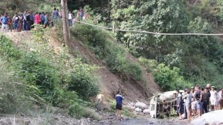 धादिङमा जिप दुर्घटना, १९ जना घाइते