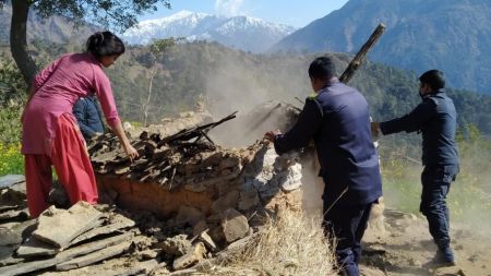 अछाममा १० दिनमा भत्काइए १ हजार छाउगोठ