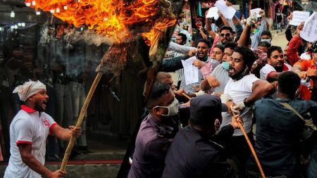 वीरगञ्जमा सरकार विरुद्ध नेविसंघको प्रर्दशन ! ६ जना पक्राउ, दर्जनौ घाइते !! (फाेटाे फिचर)