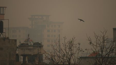 वायु प्रदुषणका कारण काठमाडौं संसारकै प्रदुषित सहरको पहिलो नम्वरमा, के गर्दैछ सरकार ?