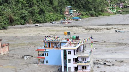 वाढीपहिरोमा परेर २० जनाको मृत्यु, ८ सय ६ को उद्धार