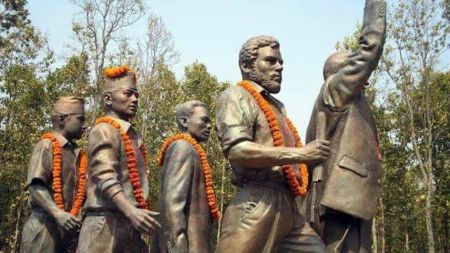 माओवादीले हस्तान्तरण गर्याे झापा विद्रोहका योद्धादेखि शहीद परिवारसम्मलाई घर