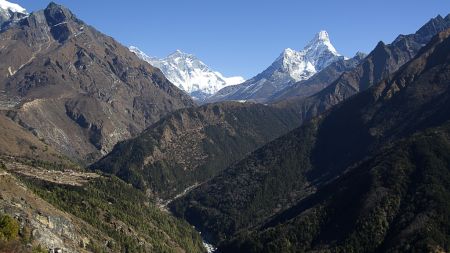 खुम्बुक्षेत्रमा पर्यटकको संख्या बढ्यो